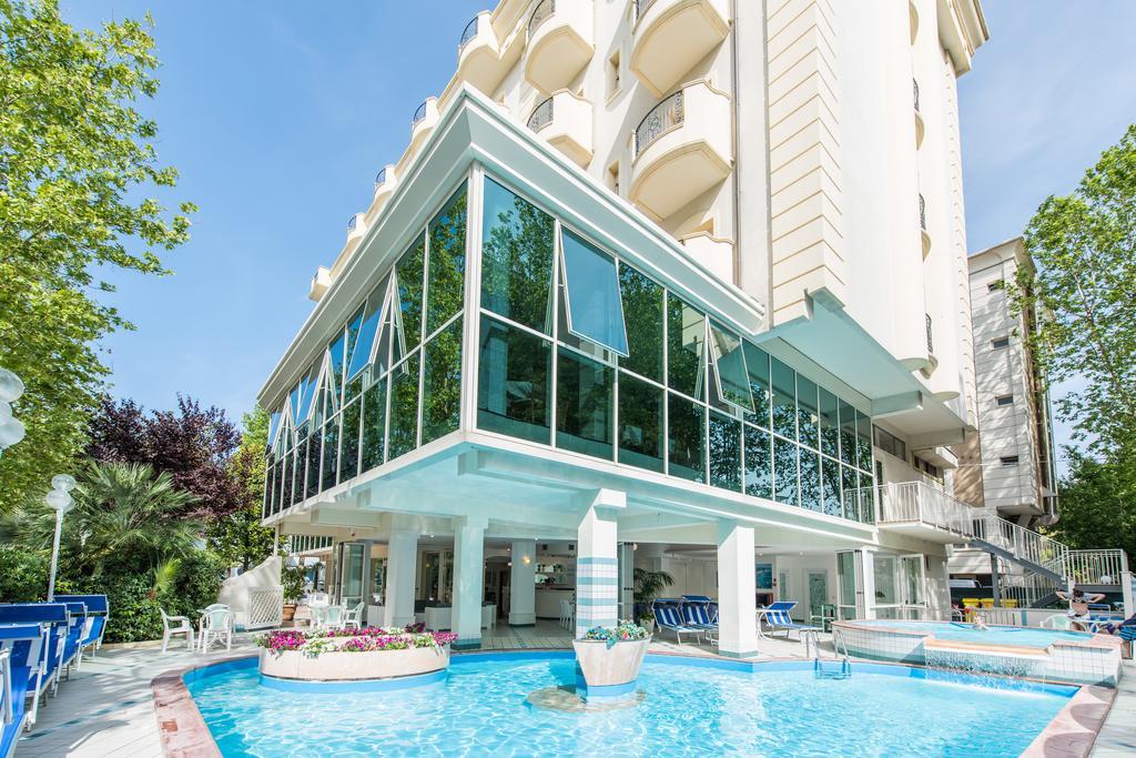 Michelangelo Cesenatico Hotel Exterior foto