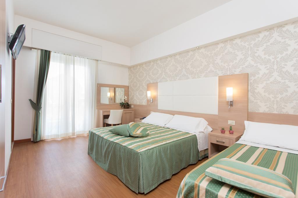 Michelangelo Cesenatico Hotel Exterior foto